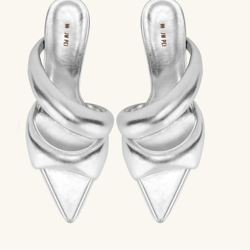 Brand New- SARA MULE - 9